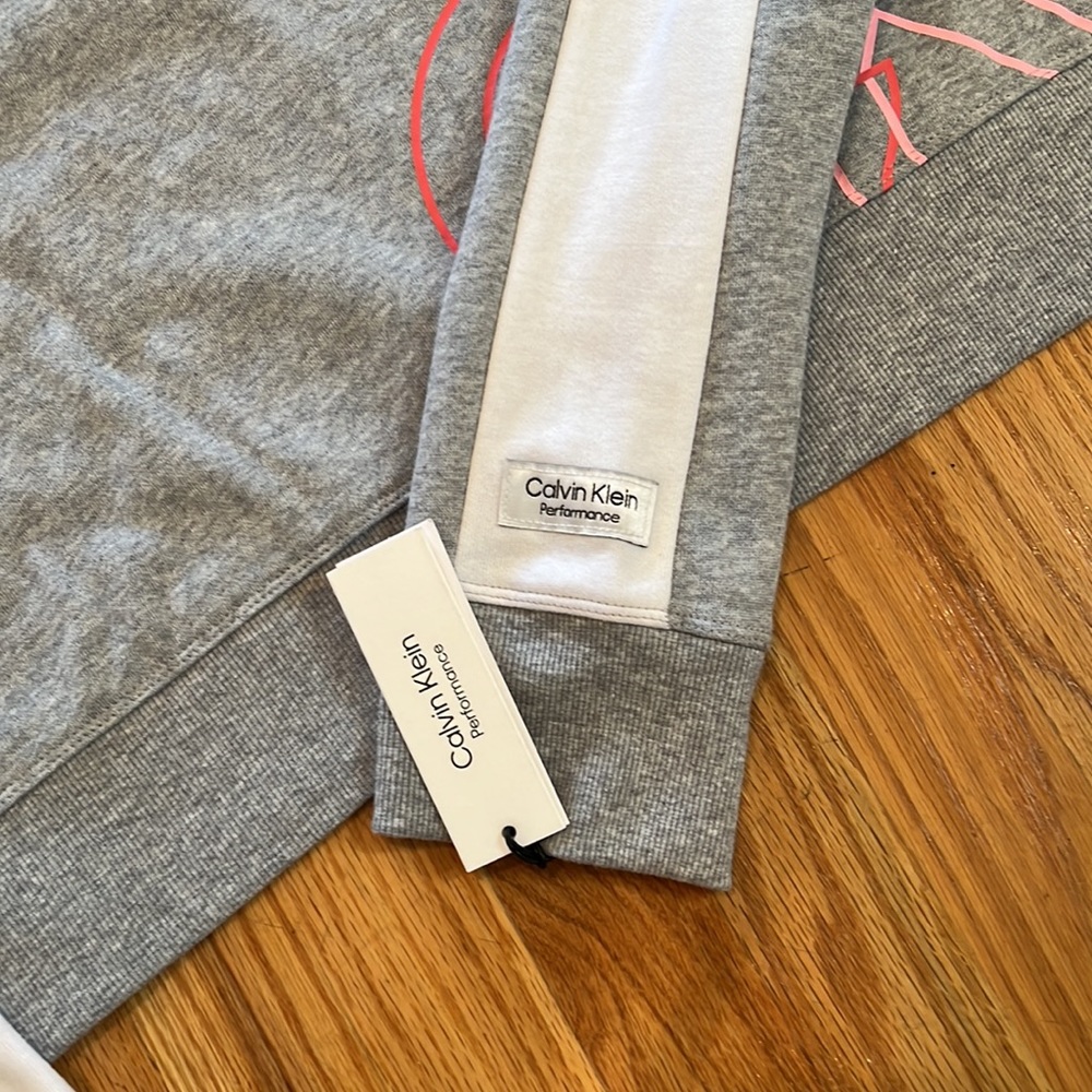 Calvin Klein Performance Sweatshirt - Picture 9 of 9